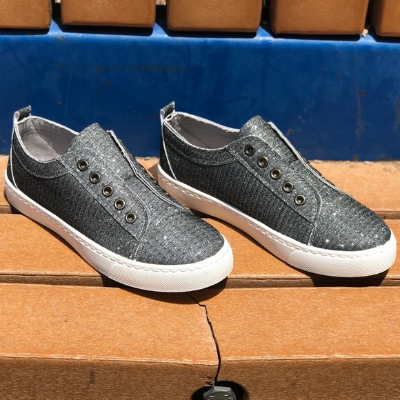 7.5 LAST PAIR - Picture 8 of 12